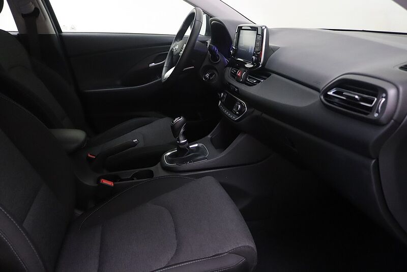 Hyundai i30 1.0 TGDI Klass LR 48V 120