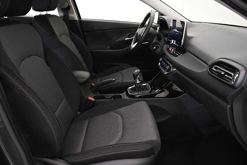Hyundai i30 Fastback 1.0 TGDI Klass 48V 100